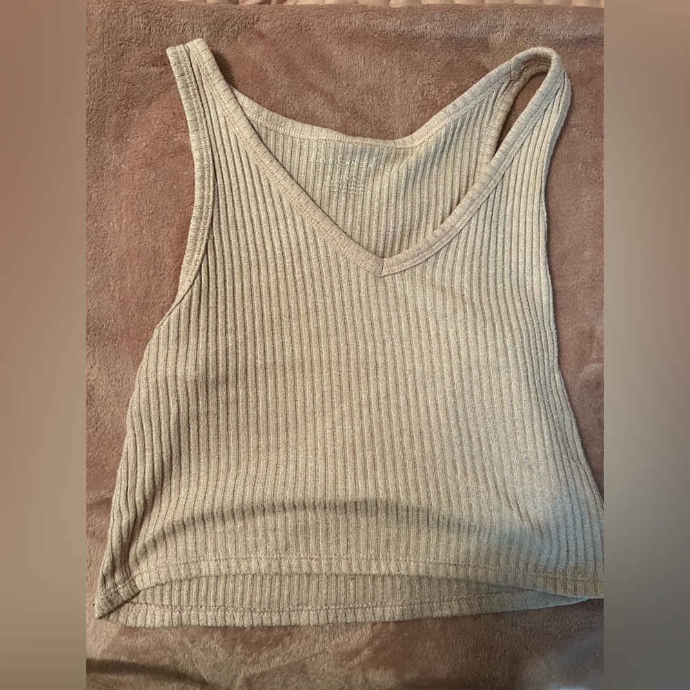 American Eagle Cropped Tank. Light pink